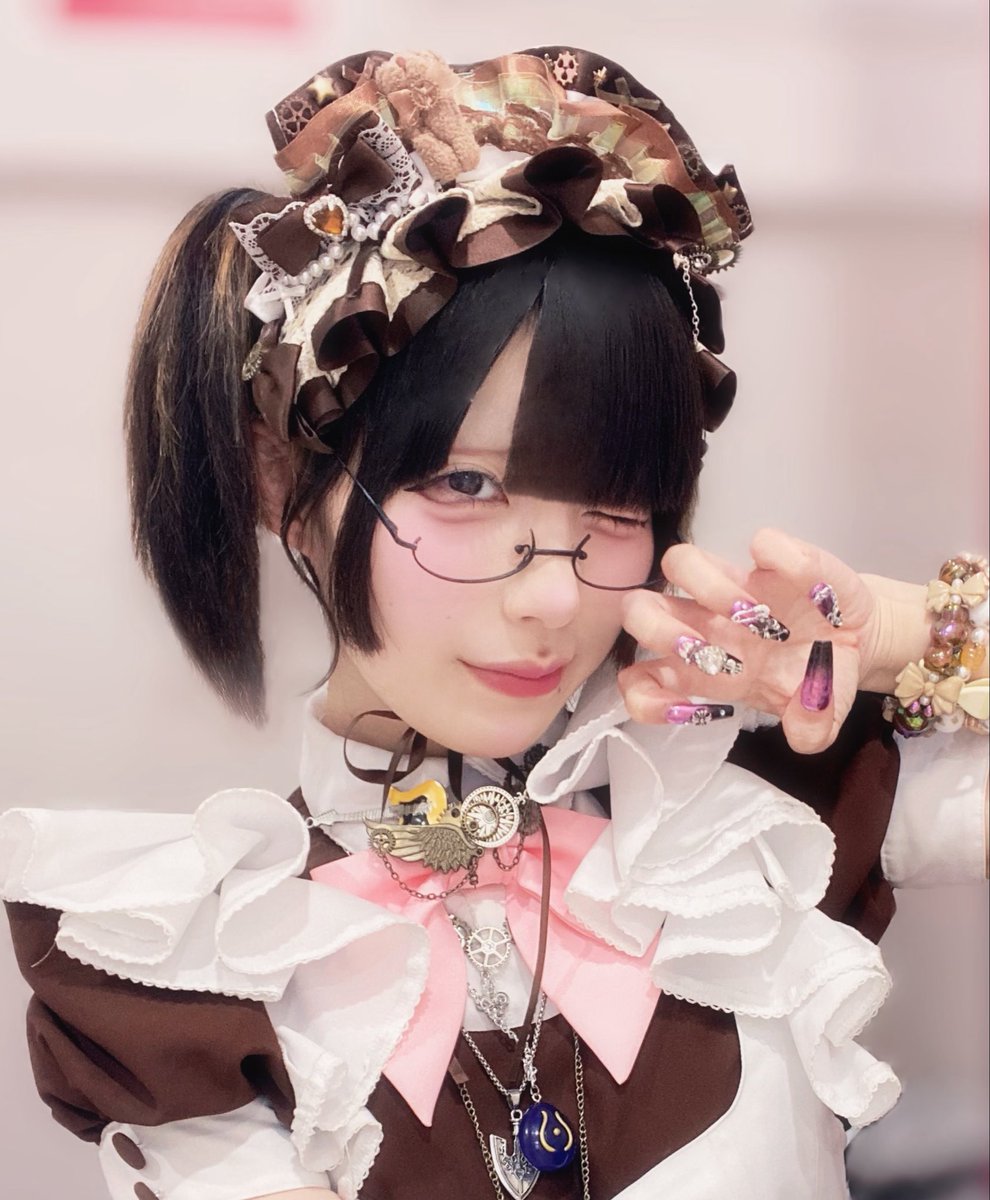 ꒰ マジカルツインの魔法➰🎀 比較 ꒱

←カール                 ストレート→