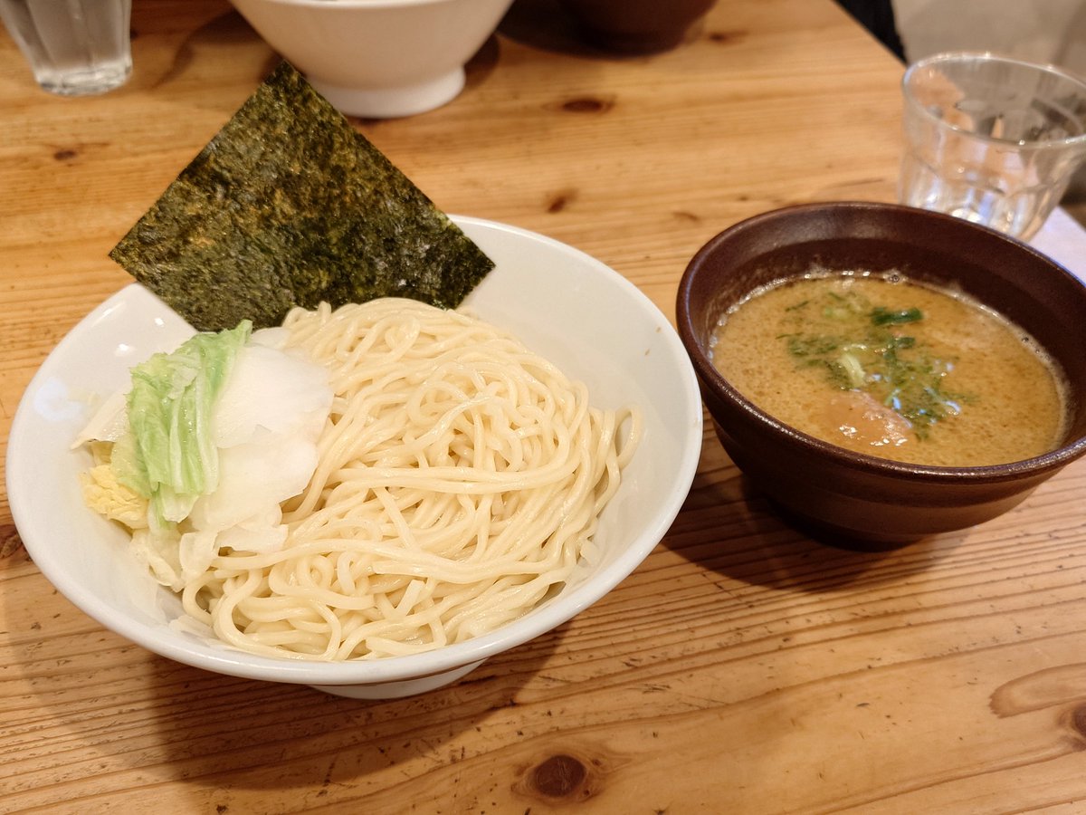 ぞぞむ tweet media