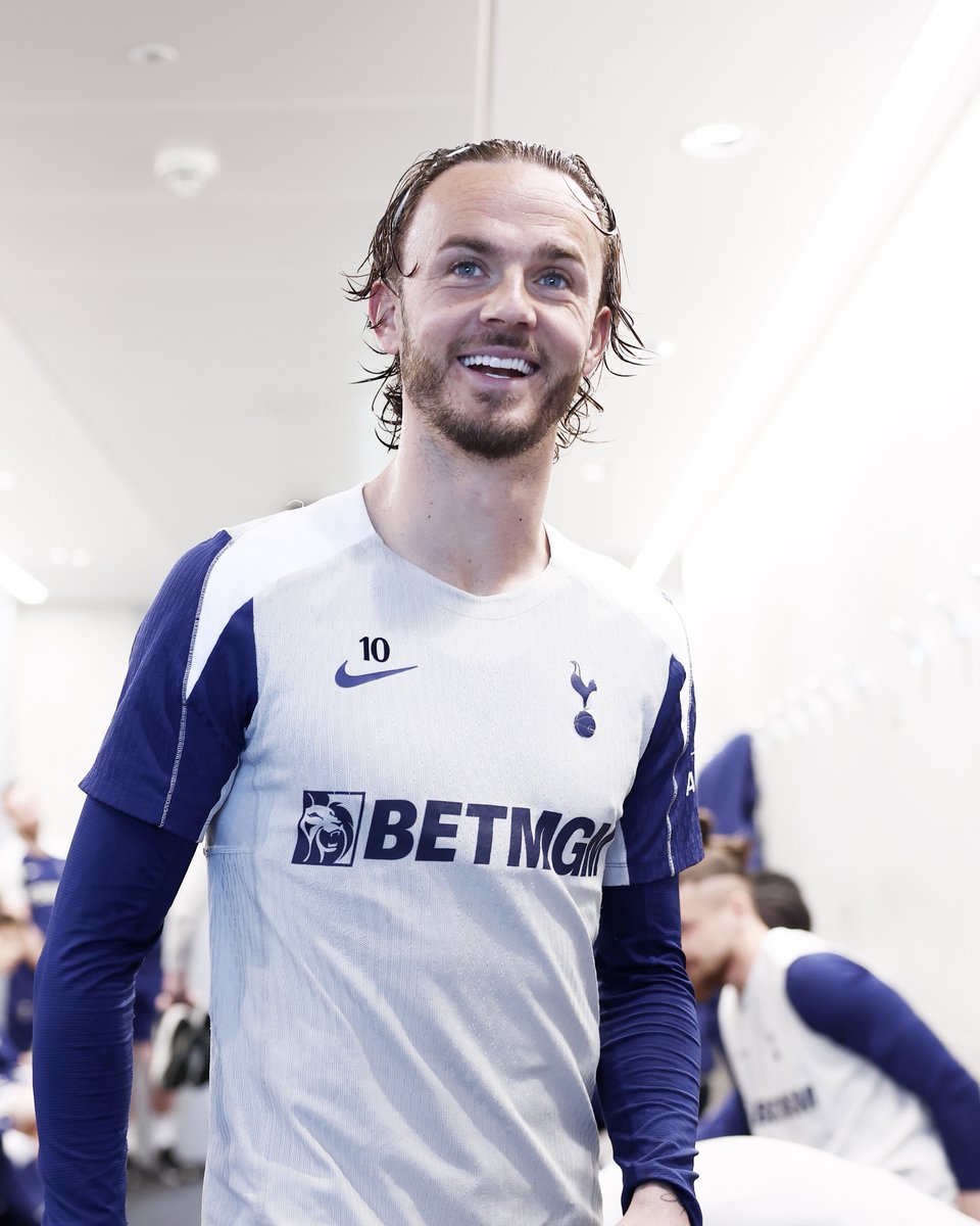Spurs_KR's tweet image. 야외 훈련 나가기 전📸

#THFC #COYS #SpursKR #토트넘