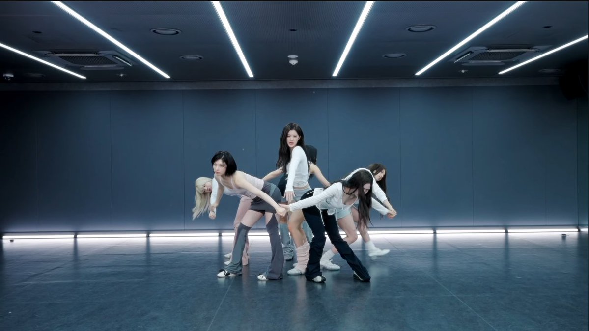 z is deep in shallow🎼 tweet media