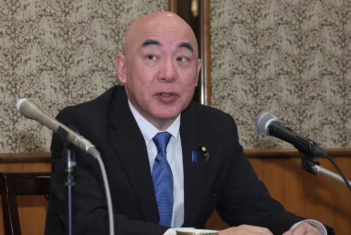 sanfuku3's tweet photo. なぜイランは日本の「出光丸」を通したのか？
この記事で答えが分かります。
ホルムズ海峡を通過出来たのは「出光」のタンカーだから。
政府の手柄ではありませんね。

「海賊とよばれた男」の作者であり
日本保守党党首の百田参議院議員
「何の力にもならないことはわかってるよ。でも、もしかしたら1グラムくらい役に立つかもしれんやん」
そして百田氏は、3月30日東京都内のイラン大使館に、セアダット駐日大使を訪ね会談。
この時大使は、『日章丸事件』と出光への敬意を熱く語っていたという。

イラン大使館
「日章丸」が、イラン産の石油を日本へ運ぶために1953年に行った歴史的な任務は、両国間の長きにわたる友情の証であり、そのレガシーは今日も極めて大きな意義」

そして、出光佐三の功績を小説にして世に広めた、
作家百田尚樹先生が国会議員である事も大きい🥹

「さすが出光！イランが通過させたのは出光のタンカーだからだ」百田尚樹氏が明かすイラン大使の「日章丸事件」への敬意（2/2ページ） https://t.co/Pb7buaiFia @iza_editより