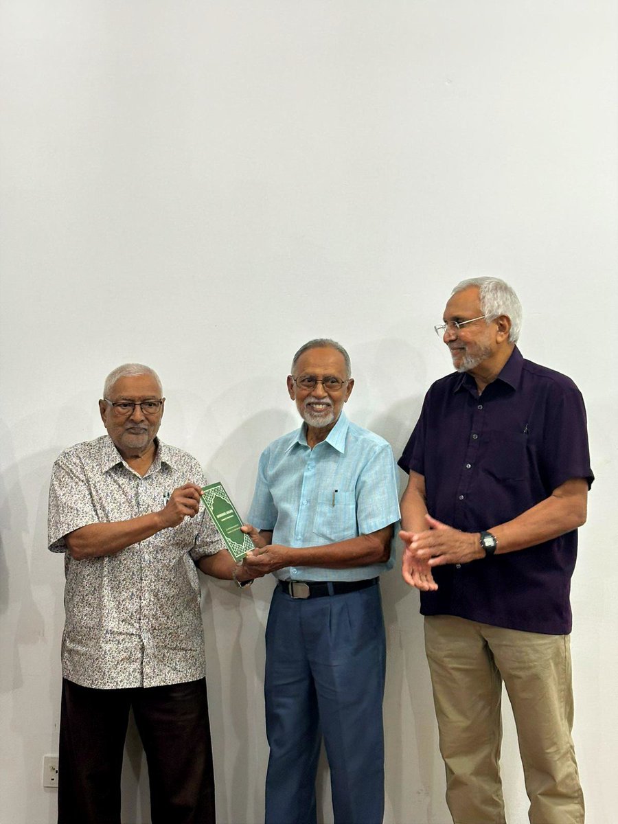 National Library of Maldives tweet media