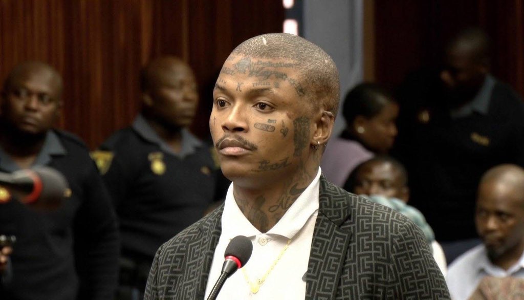 Man’s NOT Barry Roux tweet media