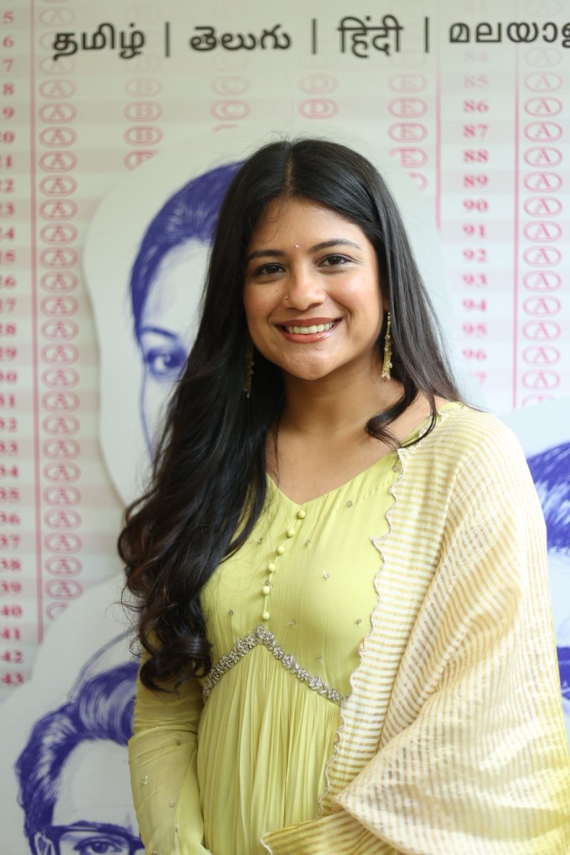 Muthukris07's tweet image. Actress @officialdushara and @AditiBalan attends the trailer launch of #Exam