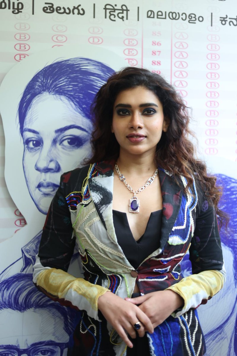 Muthukris07's tweet image. Actress @officialdushara and @AditiBalan attends the trailer launch of #Exam