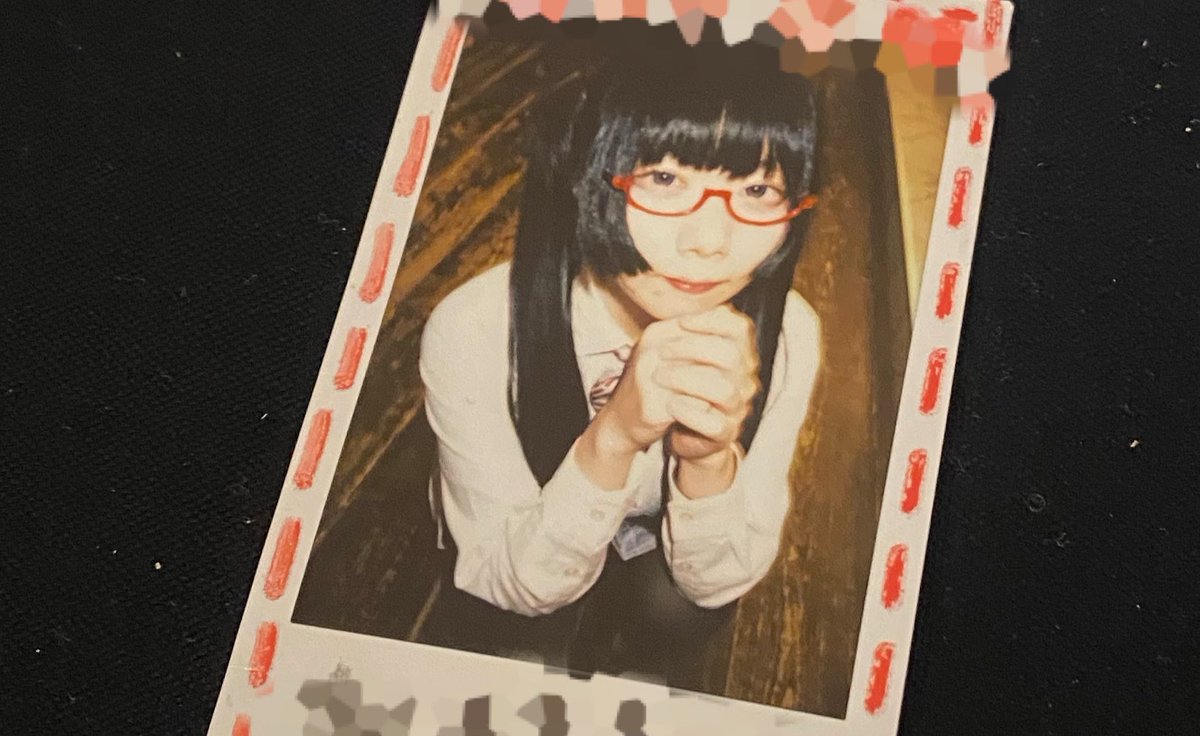 usiymm's tweet photo. イベントで撮ったチェキ https://t.co/DxBlQQGsXj