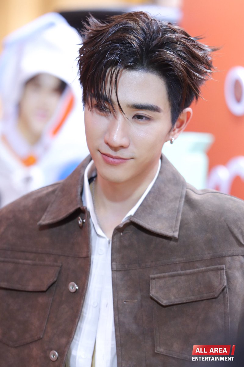"เพิร์ธ ธนพนธ์" ในงานแถลงข่าว Punthai Everything is Possible: Family Day

PERTH JOIN PUNTHAI EVENT

#PunthaixPerthTanapon
#PunthaiEverythingisPossible
#พันธุ์ไทยอะไรก็เป็นไปได้
#PerthTanapon