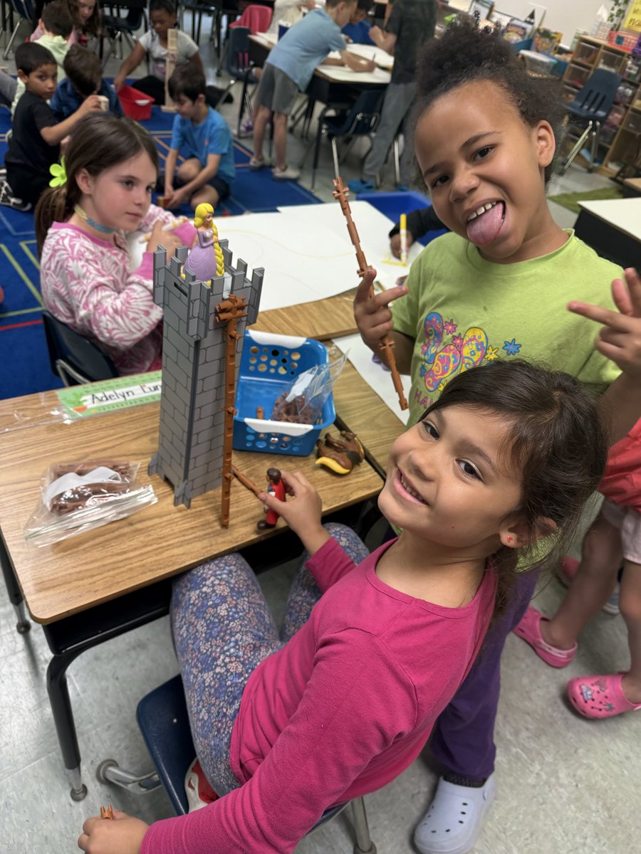 BroadneckES's tweet photo. First grade CKLA Unit 9 Fairy Tale Culminating activities: building settings, drawing characters, writing our own fairy tales, reading fractured fairy tales. and a Rapunzel STEM project! @aacountyschools #aacpseril https://t.co/pi5NufRrQ9