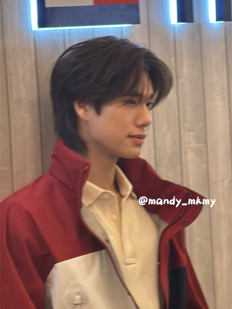 manmanhapimak's tweet photo. PHUWIN TOMMYHILFIGER MY

#TommyHilfigerXPhuwin
#TommyHilfiger 
@TommyHilfiger  
#TommyFamily
#phuwintang https://t.co/BZ2XMBkJmx