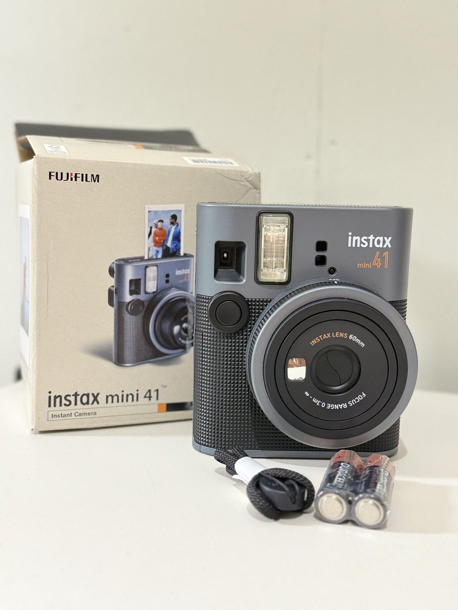 mariklowi's tweet photo. FS: INSTAX MINI 41 📸
• bought a month ago
• opened but never used
• ready to use — just add film (photos can be scanned via app)

inclusions: sealed battery, strap, box 

price: 4.5k (last price)
loc: zambales

PM IF INTERESTED 📩
#fujifilm #instax #instaxmini #instaxmini41 https://t.co/Oy7LSuIgOH