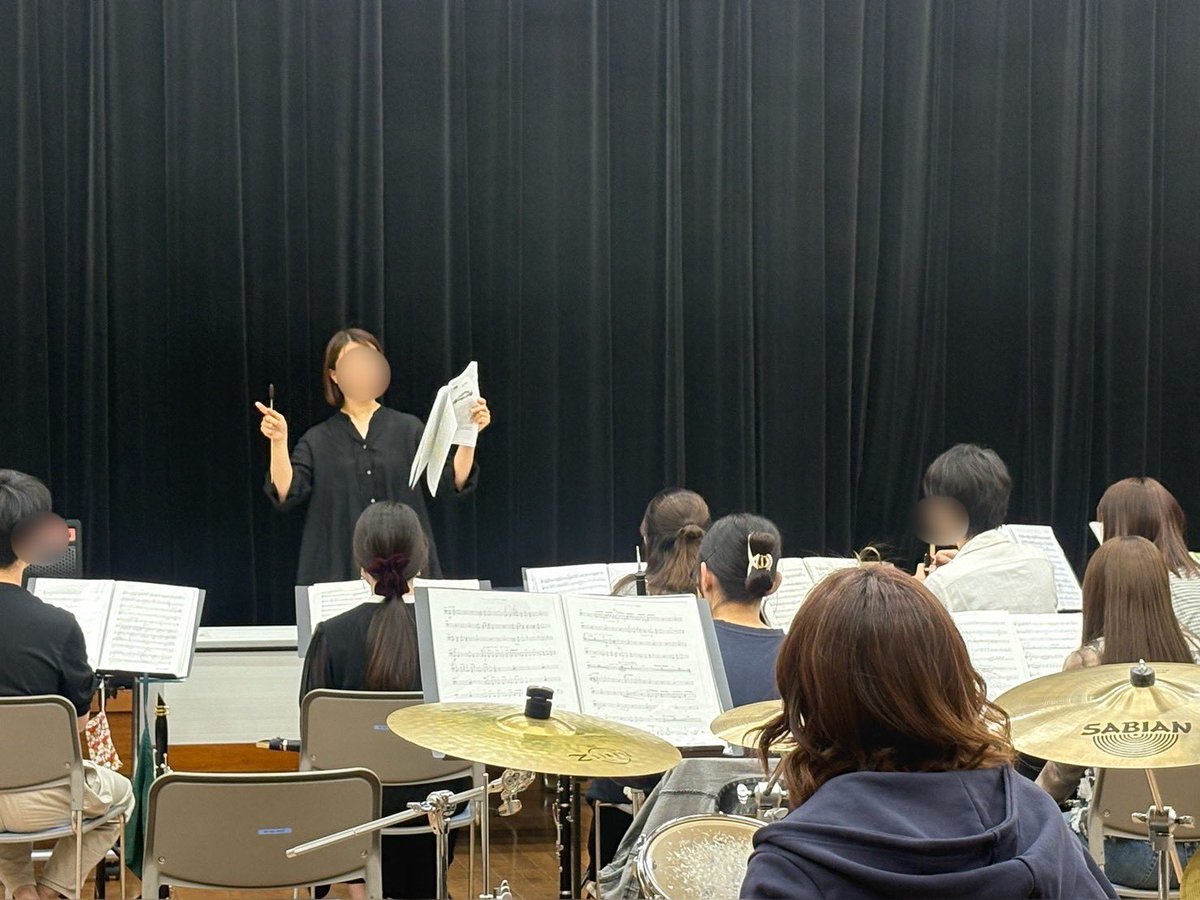 maisonwind's tweet photo. 【4月26日練習日記🍀】
本日から「吹田市文化団体協議会 70周年記念文化祭」に向けた練習がスタートしました！今回はジャズダンス＆吹奏楽のコラボステージも予定されております💃🎺
初めて取り組む曲、久しぶりに合奏する曲もあり、定演練習とはまた違った雰囲気の練習となりました💪🏼 https://t.co/Hh7Xd3f8Wb