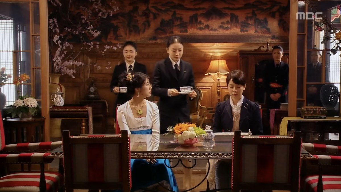 알프레드 tweet media