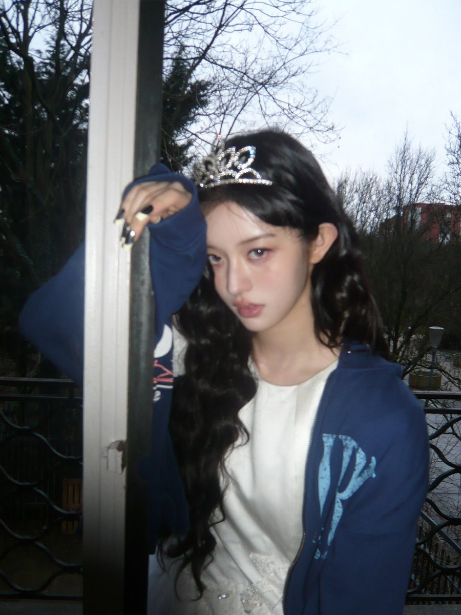 minju pics tweet media