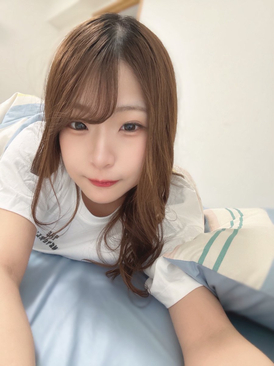 みく tweet media