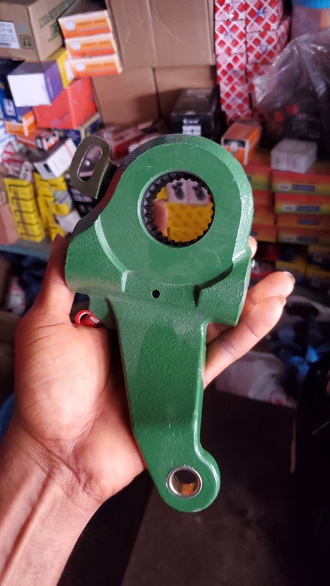DChiefSmart's tweet photo. Heavy duty Truck parts purchase made easy.
You can now place your order and get it delivered to you with ease.
#Howo #DAF  #MANDISEL #MERCEDES #Renault #Scania #Volvo #Iveco #Mark 
Dm nowME
Active on whatsapp: 08133234090

Adjust for DAF 28, MAN, Mercedes https://t.co/wjikTur8o6