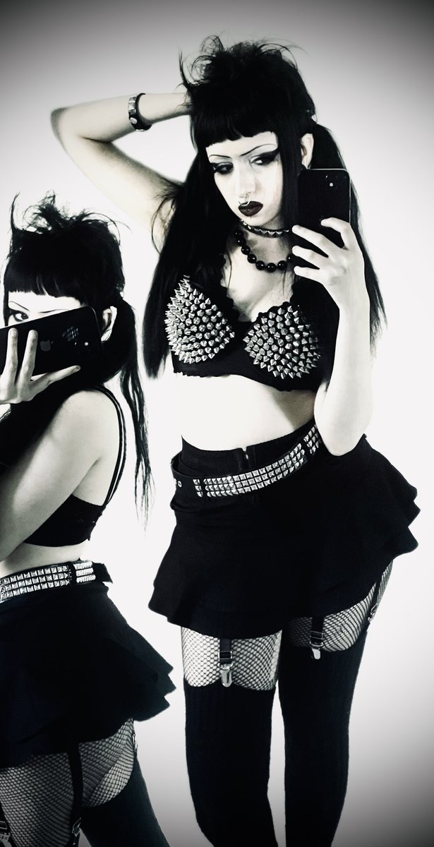 𝒞ontessa | Findomme ! tweet media