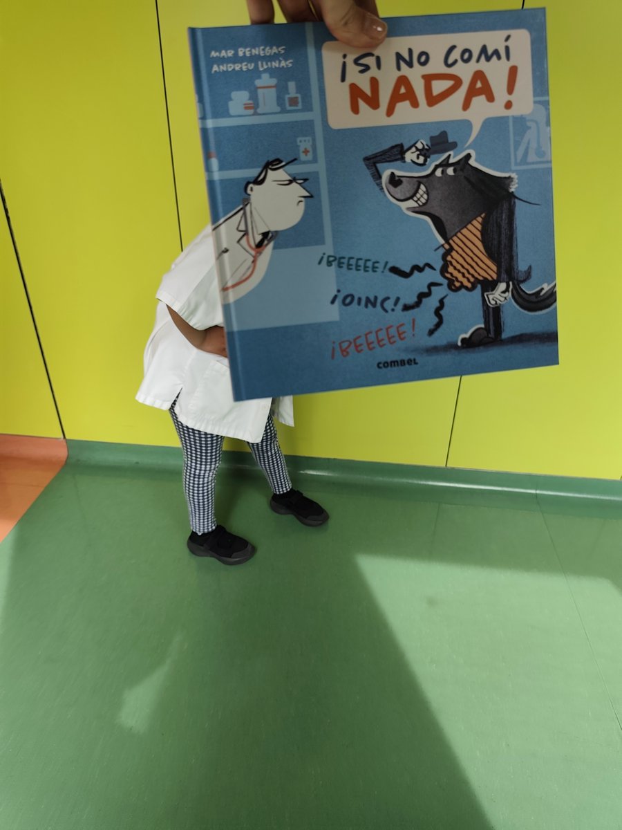 biblecrac's tweet photo. 🤳Muchas felicidades a nuestros queridos usuarios de @carrechiquilla por las estupendas fotografías de #bookface que adornan nuestra #biblioteca. Su participación en nuestras actividades es muy importante para nosotros ❤️🧡💛💚💚
#palencia https://t.co/sYh4NyK6qj