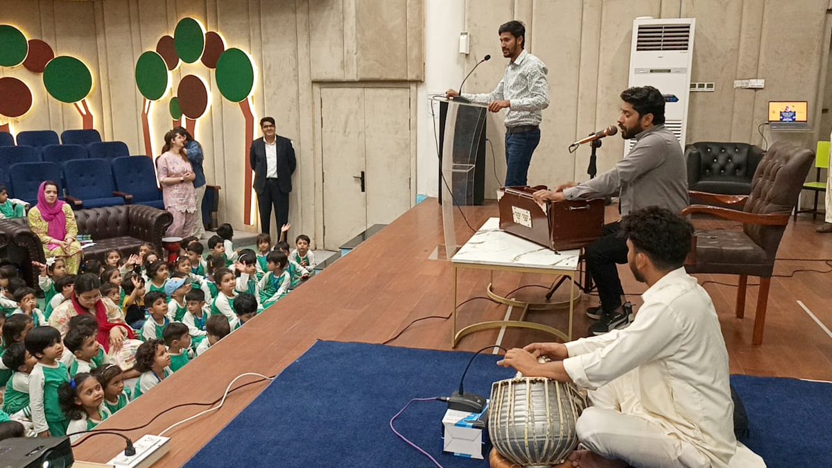 ChughtaiPublic's tweet image. Chughtai Public Library, in collaboration with the Nawaz Sharif Center of Excellence for Early Childhood Education, commemorated World Book and Copyright Day 2026 through a well-organized and highly engaging event designed especially for young learners.
#WorldBookDay