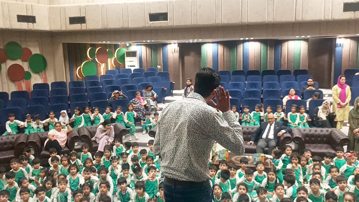 ChughtaiPublic's tweet image. Chughtai Public Library, in collaboration with the Nawaz Sharif Center of Excellence for Early Childhood Education, commemorated World Book and Copyright Day 2026 through a well-organized and highly engaging event designed especially for young learners.
#WorldBookDay