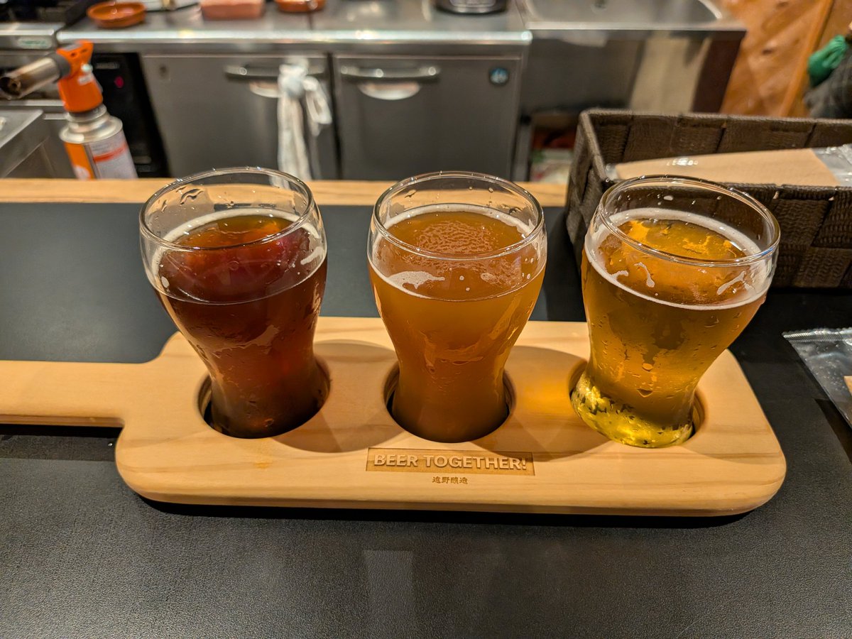 遠野でビール飲み比べ。どれも美味しい。