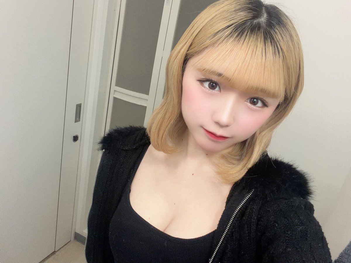 らん tweet media