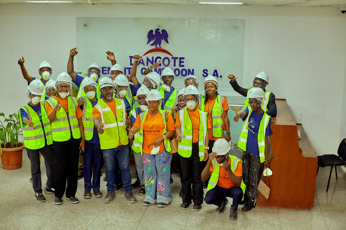 AllStriving's tweet photo. From classroom to industry

13 students in Cameroon experienced STEM in action at @dangotecement through Striving For All.

Most left with a stronger interest in engineering careers.

👉 Read more: https://t.co/4DvgFFGPTN https://t.co/kgAxNN7FAv