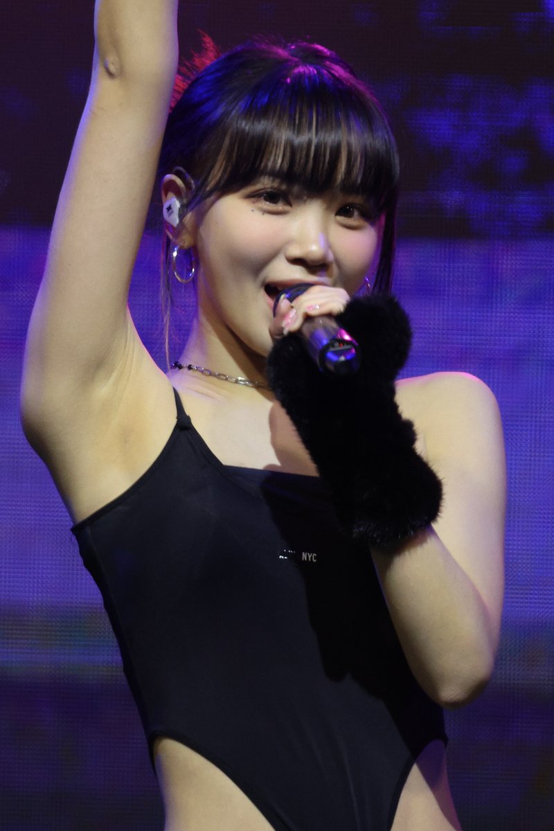 k_pop_data_'s tweet photo. 221027 Chaewon at DANKOOK UNIVERSITY FESTIVAL

Load in 4K

#CHAEWON #김채원 #LE_SSERAFIM #르세라핌 https://t.co/adQPMtl3vc