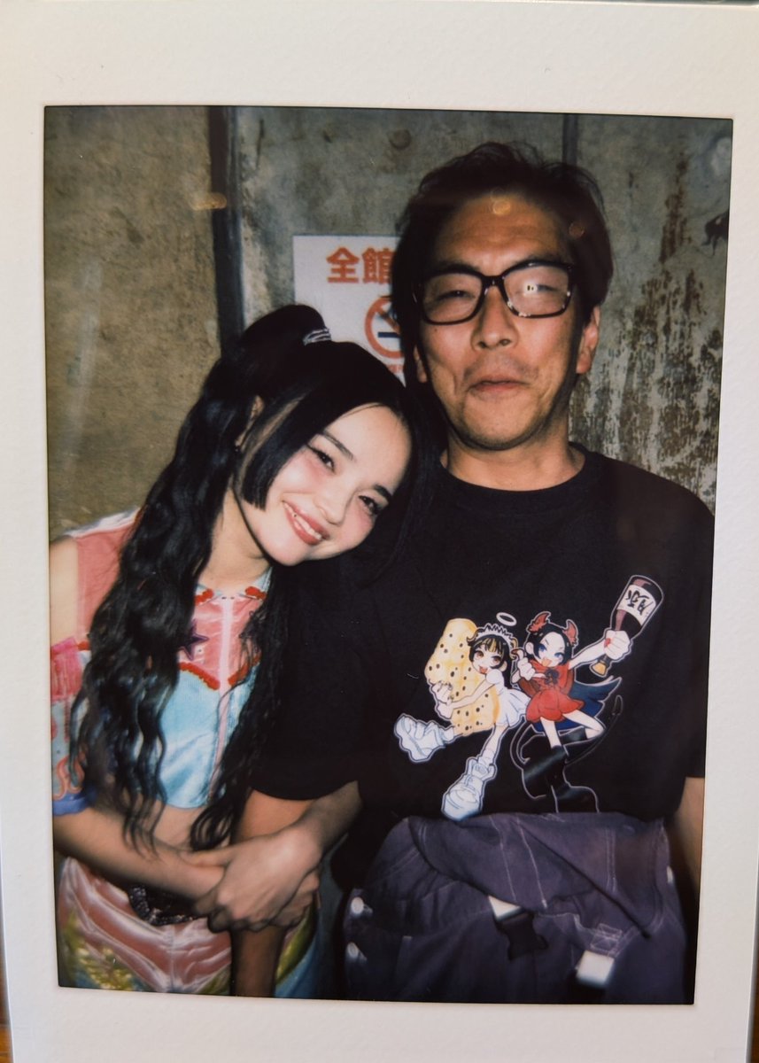 sato_rock_bish's tweet image. SUPERNOVASHツアー大阪特典会⑦⑧
仕事が忙しくて完全にチェキレポのタイミングを逸したので4月中にまとめだし💜
何話したかはもうあまり覚えてないけど幸せな記憶しか残ってないです💜
（この鼻の下の伸び方見たら一目瞭然💜）
#PIGGS大阪
#SHELLME
#しぇるてゃとﾁｪｹﾗ