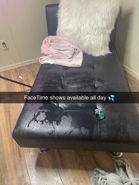 Icylolla tweet media