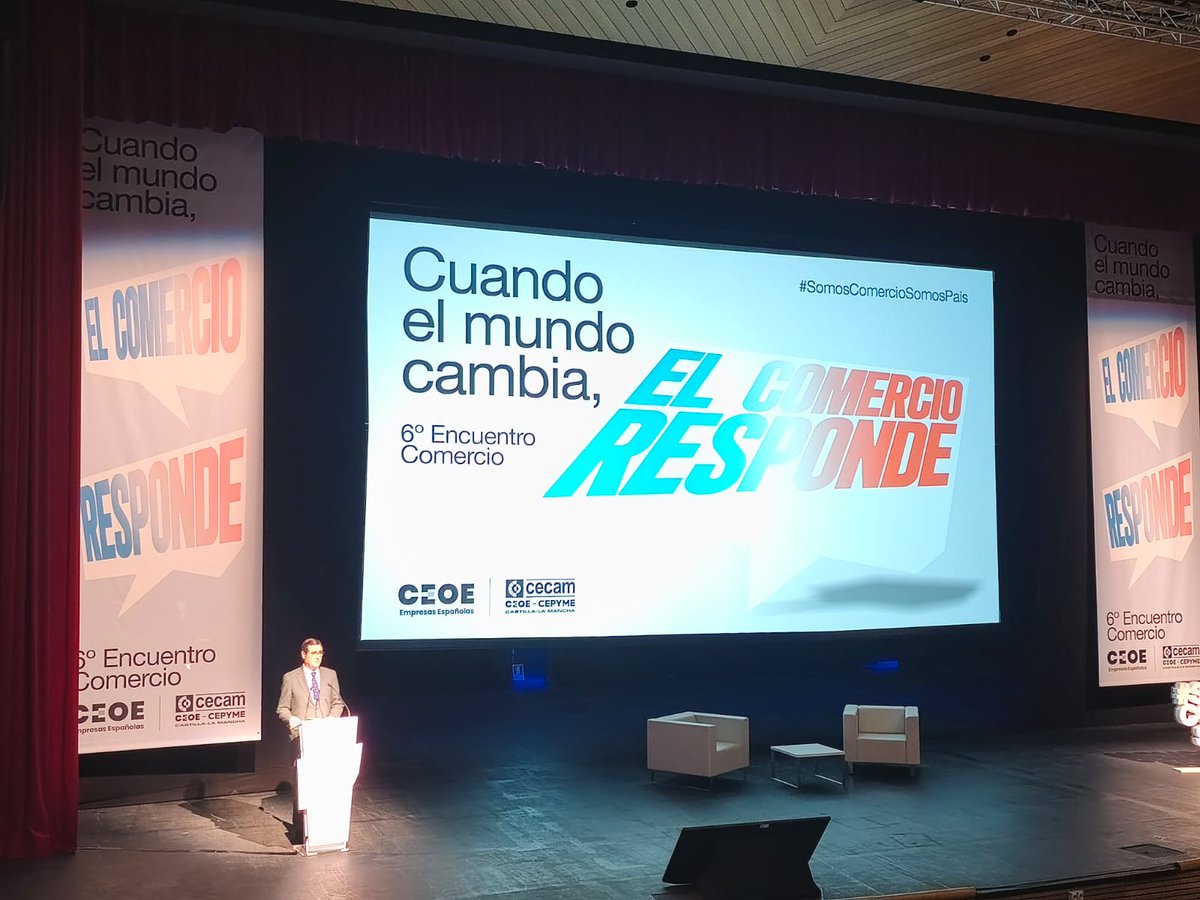 FAELinforma's tweet photo. 🟢En el día de ayer asistimos al 6º Encuentro Comercio CEOE-C4, celebrado en Toledo y organizado por la Comisión de Competitividad, Comercio y Consumo (#C4) de @ceoe_es en colaboración con la Confederación Regional de Empresarios de Castilla-La Mancha @cecam_clm

#SomosComercio https://t.co/oxhMFBDezy