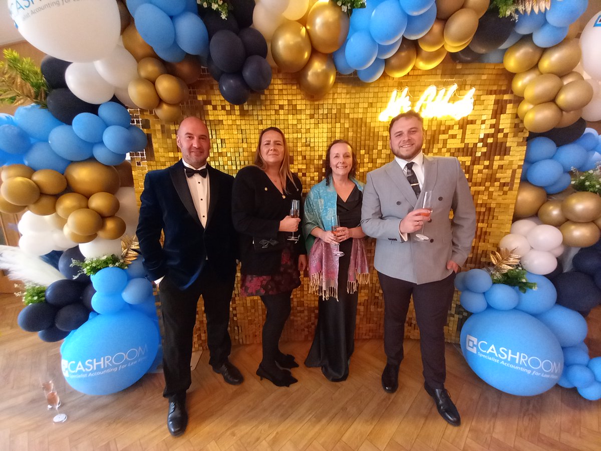 SortLegal's tweet photo. Our team had a great night at the Clio Modern Law Awards last night ✨ 

But let's be honest... meeting Judge Rinder definitely stole the show 👀 

Congratulations to all the winners 👏 

#AwardsNight #ModernLawAwards #MLA26 https://t.co/3ARwGvlUoz