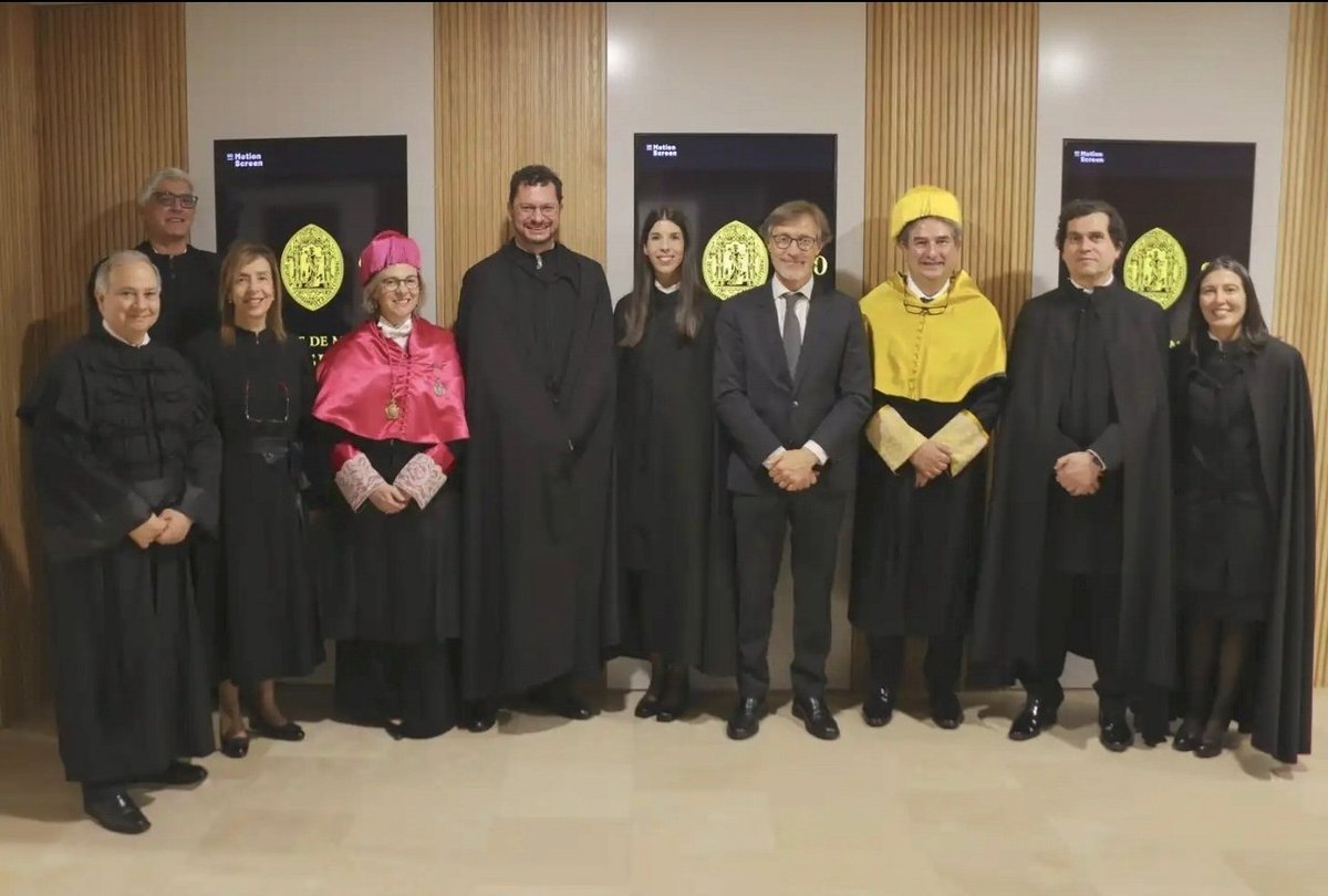 befmuc's tweet photo. Muitos Parabéns à Doutora 𝗝𝗼𝗮𝗻𝗮 𝗔𝗹𝗲𝘅𝗮𝗻𝗱𝗿𝗮 𝗠𝗮𝗿𝗾𝘂𝗲𝘀 𝗦𝗶𝗺õ𝗲𝘀, que realizou ontem a sua Prova de Doutoramento, do Programa de Doutoramento em Ciências da Saúde, Ciências Biomédicas!

#FMUC #befmuc #ucoimbra #faculdadedemedicina #provasacademicas #geaFMUC https://t.co/VzgpYTmjoY