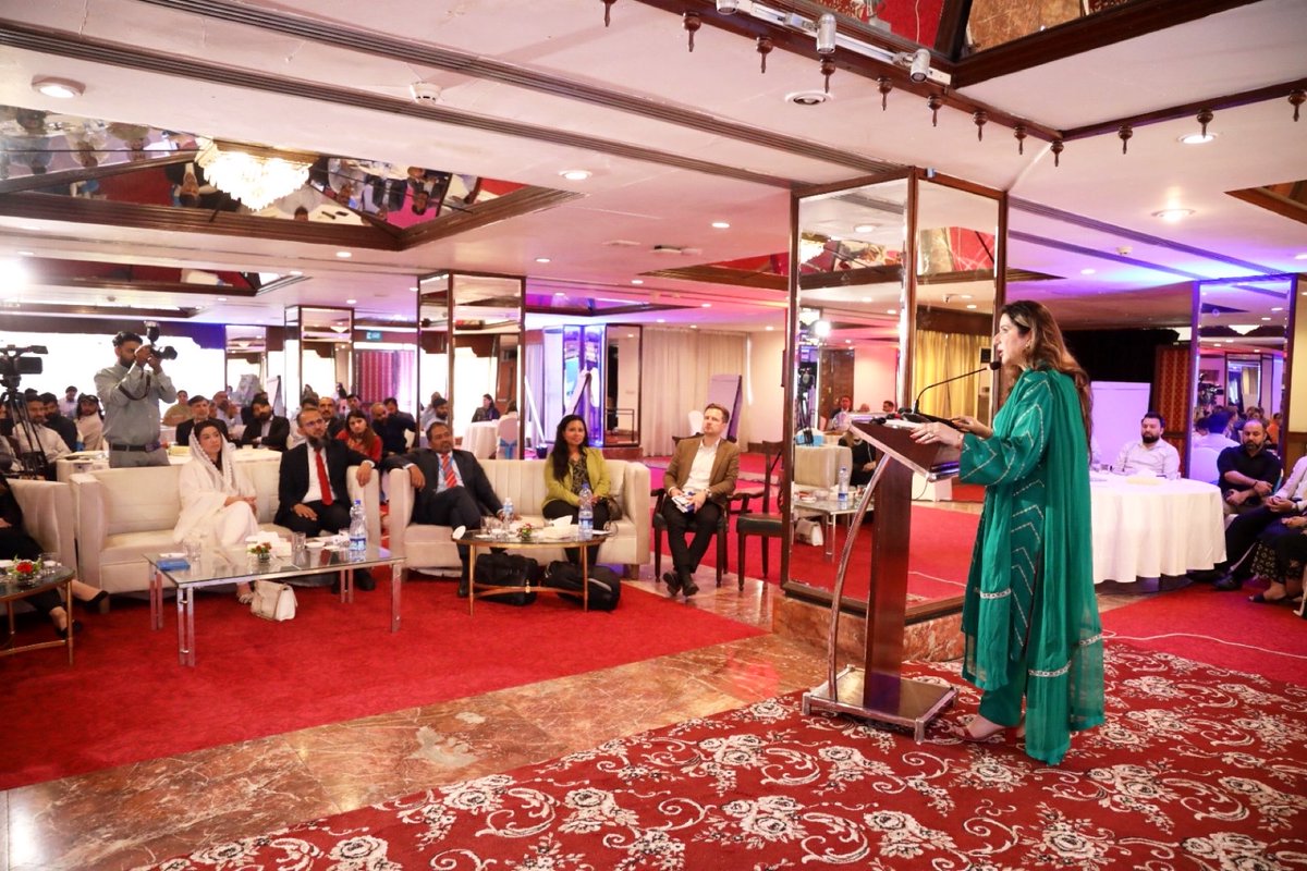 JahanAraWattoo's tweet image. Training for the future.
 @PUNJABPSPA &amp;amp; @UNICEF just concluded a 2 day capacity building workshop to deliver 
“ Future Ready Social Protection Systems”
in }Punjab.

#SocialProtection #UNICEF #PSPALeads 
1/2