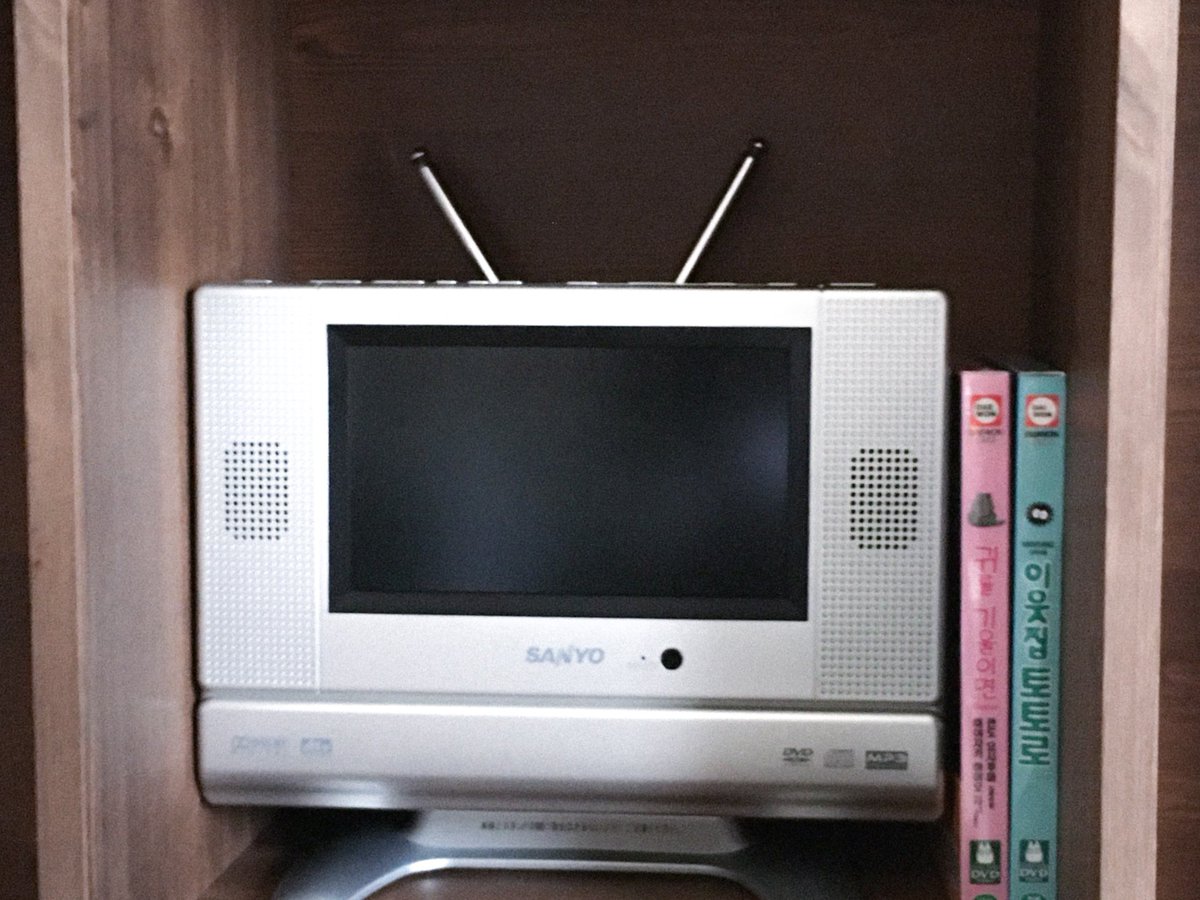 안체니 tweet media