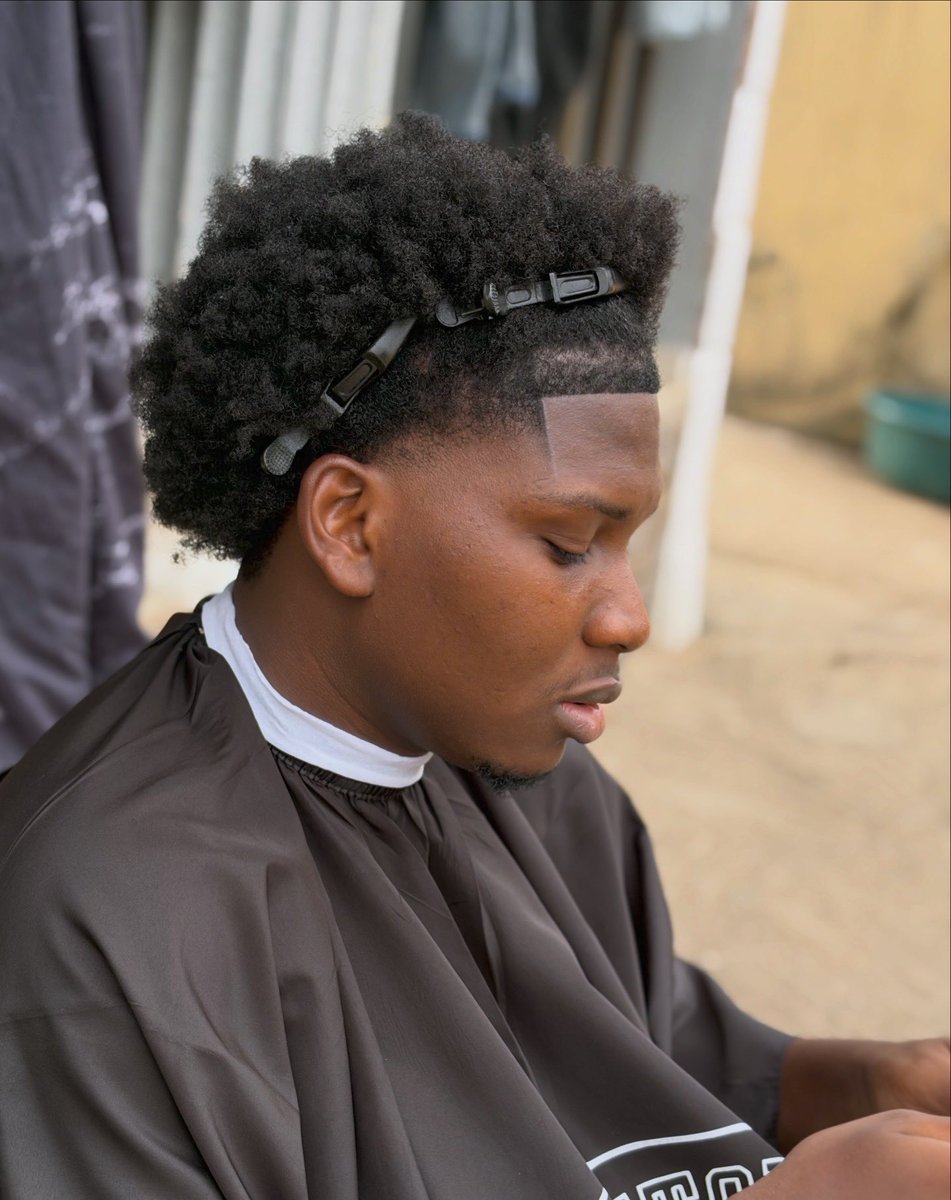 Onígbájámọ̀ Ìgbàlódé 💈 tweet media