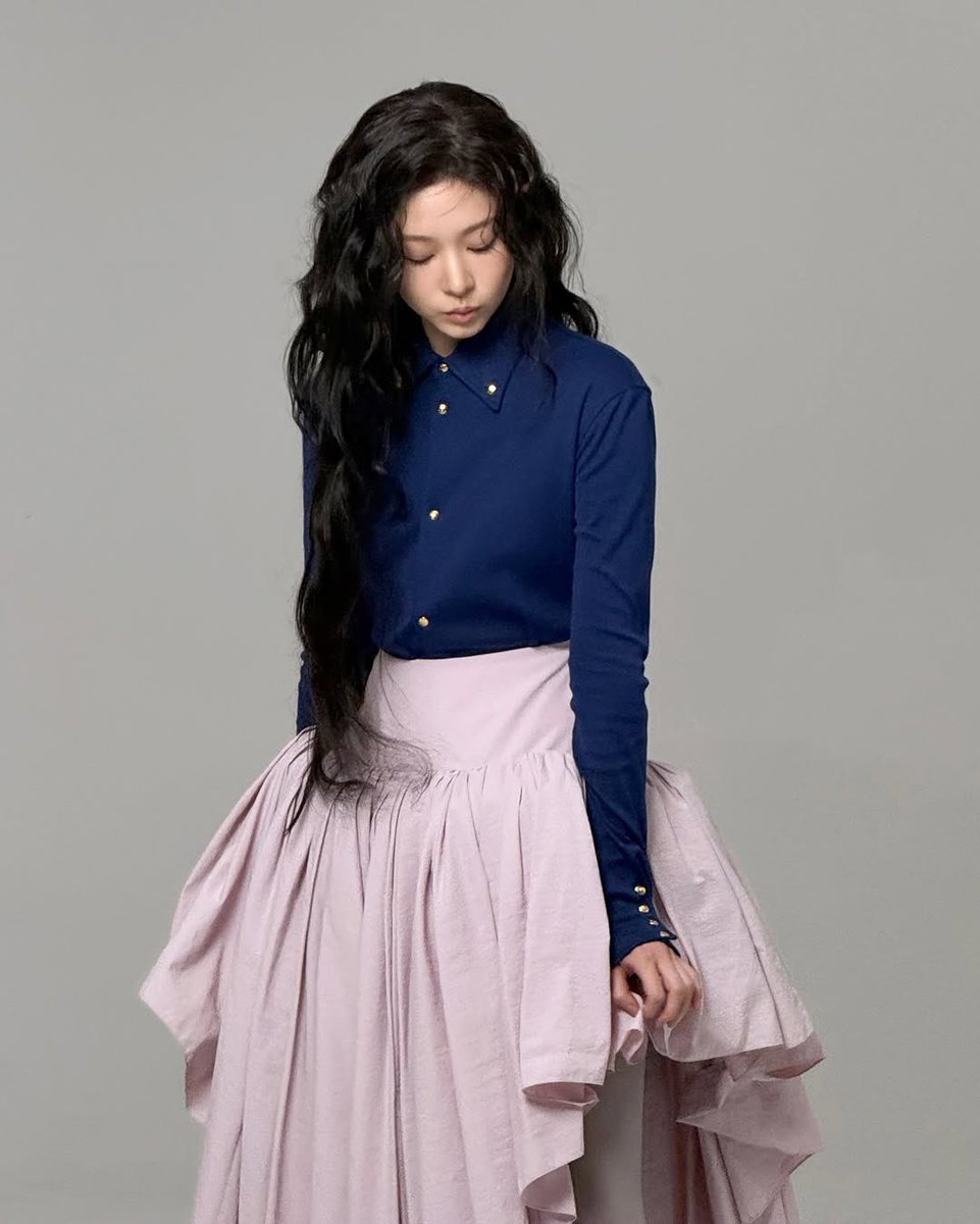 Kim Minju Updates tweet media