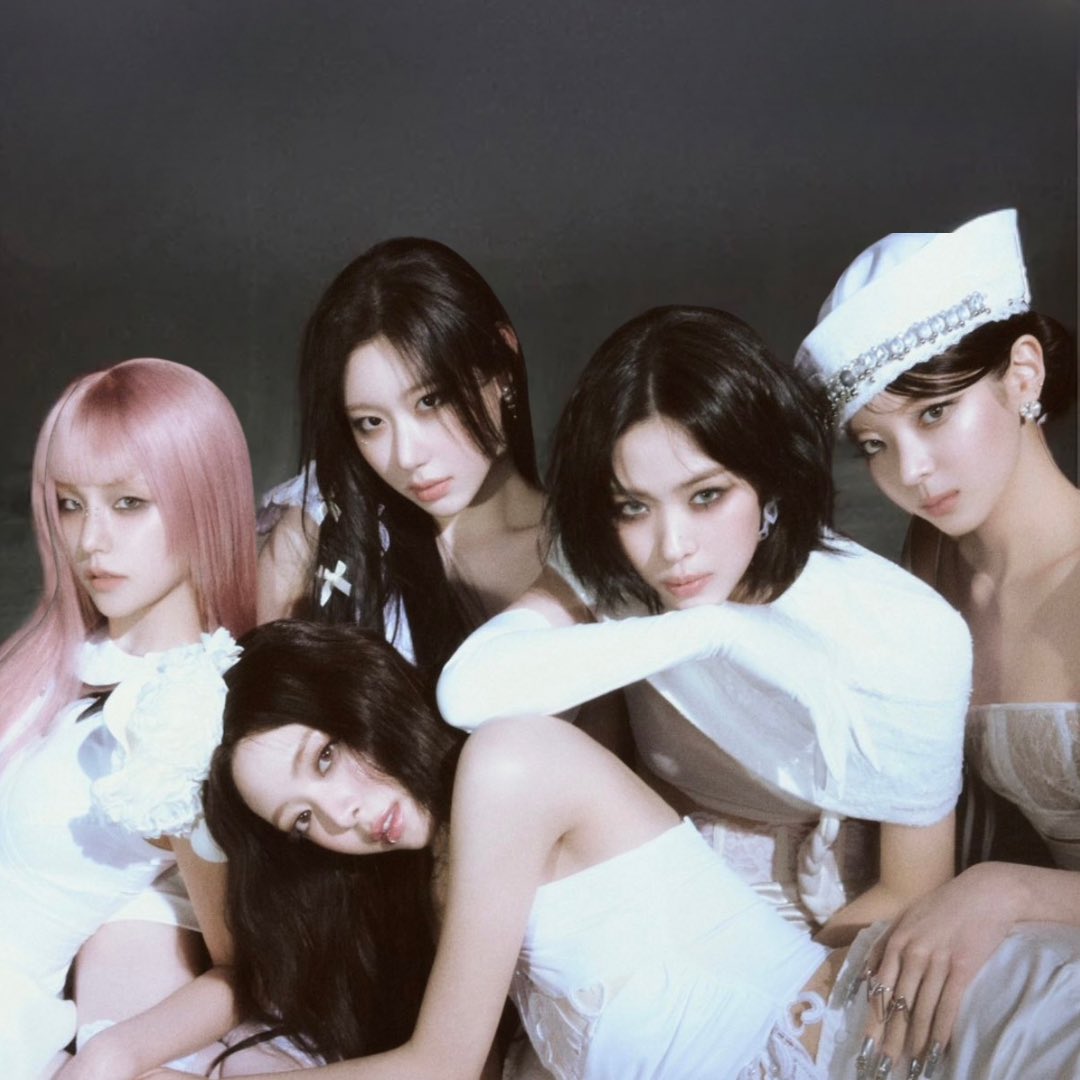 ITZY BASE tweet media