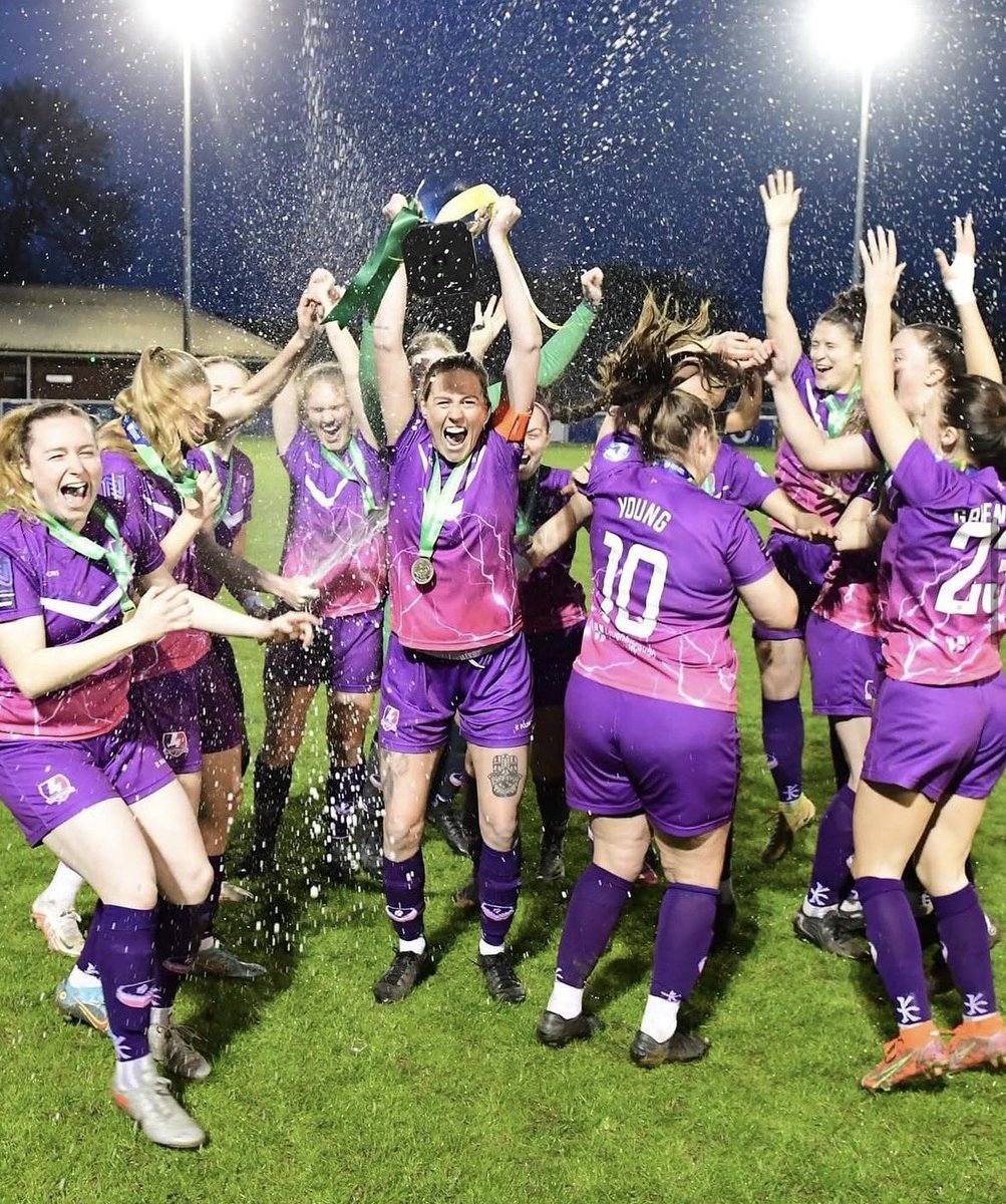 Lightningfootbl's tweet photo. Celebrating the retirement of a Lightning pioneer, Emily Sharpe. With 66 appearances and an unforgettable impact at Lightning, Sharpy leaves behind an outstanding legacy. Wishing you all the best in your next chapter, enjoy retirement! 💜 https://t.co/PmhDOokSEv