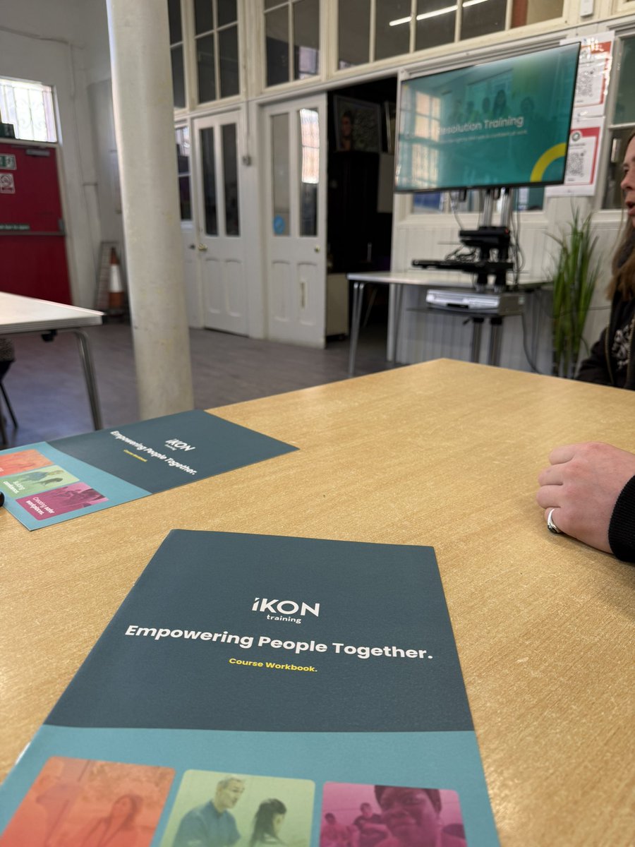 centreproject's tweet photo. Today all the staff &amp; volunteers are taking part in conflict resolution training at The Centre Project https://t.co/VflOPKDmEz