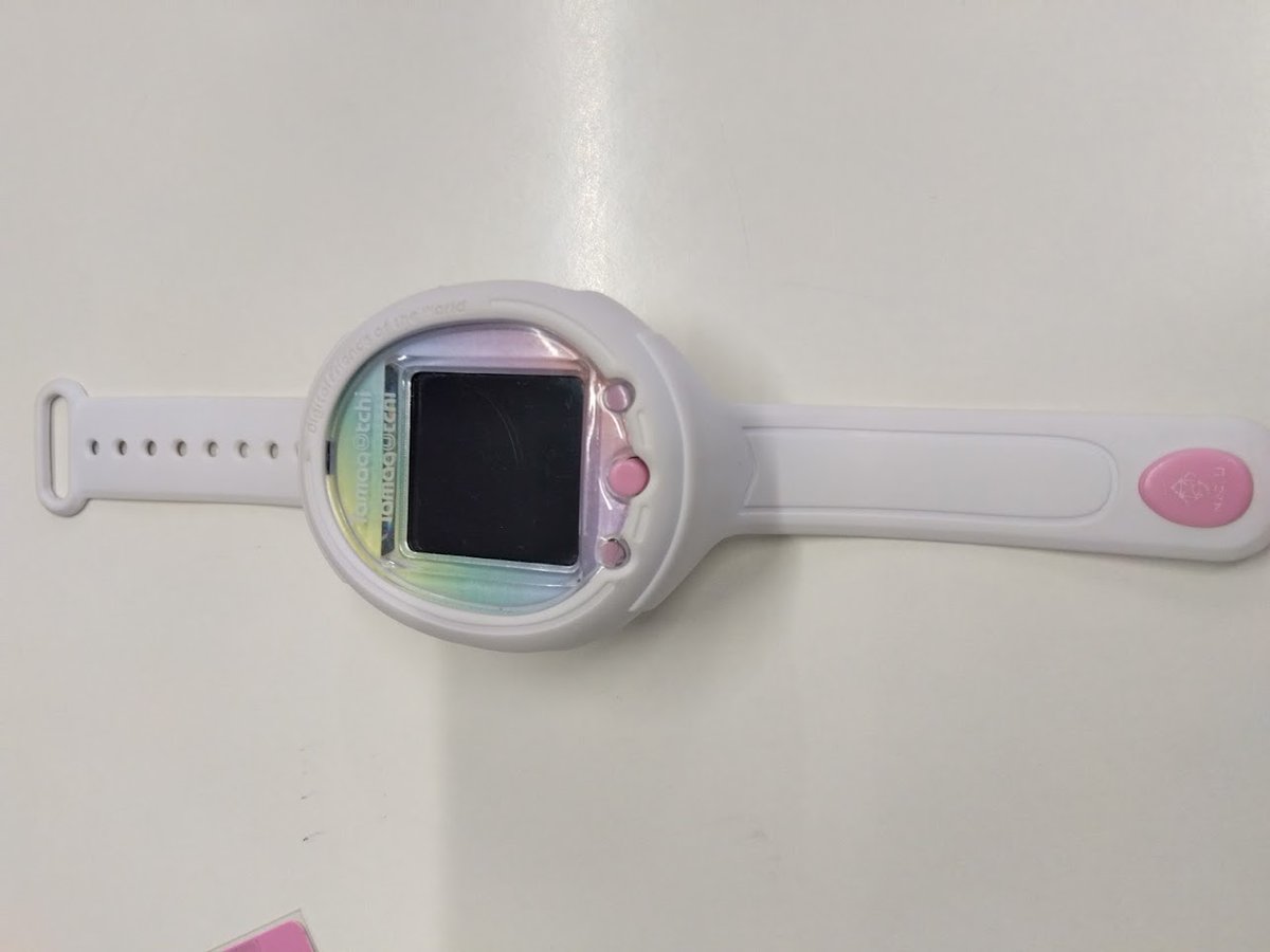 その他 Tamagotchi Smart NiziU white Amazon.com: Tamagotchi Smart NiziU Special Set : Toys & Games
