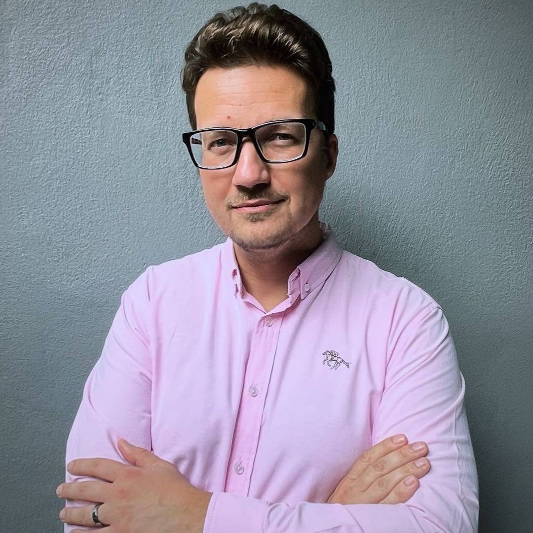 TheEnvoyGlobal's tweet photo. #Web3.0 is at a crossroads: Anonymous decentralized utopia or biometrically enforced accountability?

Are we building a space for "digital chameleons," or is a verified, trustworthy identity the only way to ensure true security? 

Read more at: https://t.co/ujeykdExPE https://t.co/6zgfJVtLtK