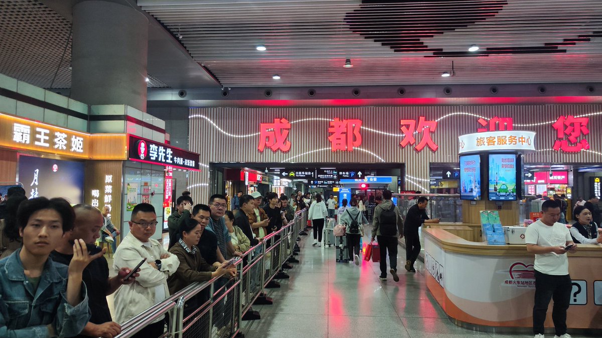 もずったー 4/29-5/3🇨🇳荊州重慶成都 tweet media