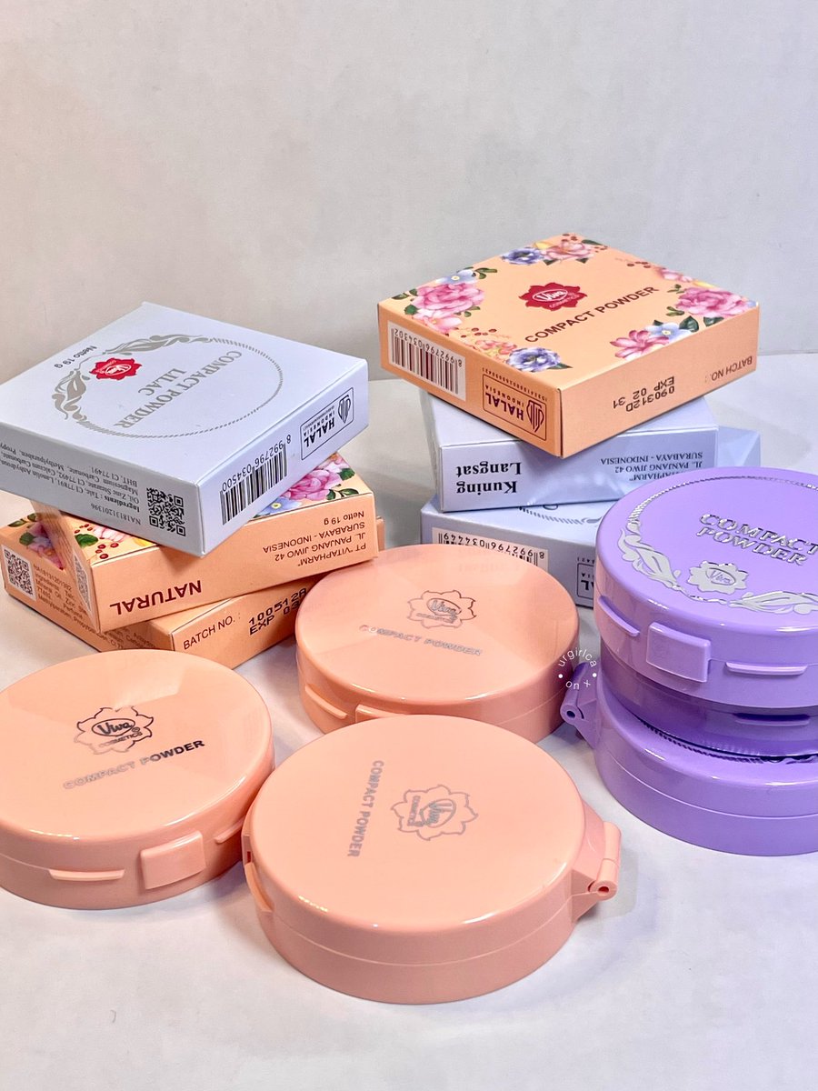 urgirlca's tweet photo. akhir-akhir ini lagi suka makeup pake compact powder aja biar simple sat set gitu
terus nemu 2 compact powdernya viva yang ternyata cocok buat makeup daily akuu dan yang bikin kaget harganya belasan ribu aja woiii😭✊🏻
#VivaCosmetics https://t.co/Xa46291NGm