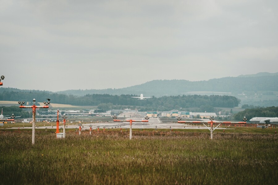 ParkingNearAirports.io tweet media