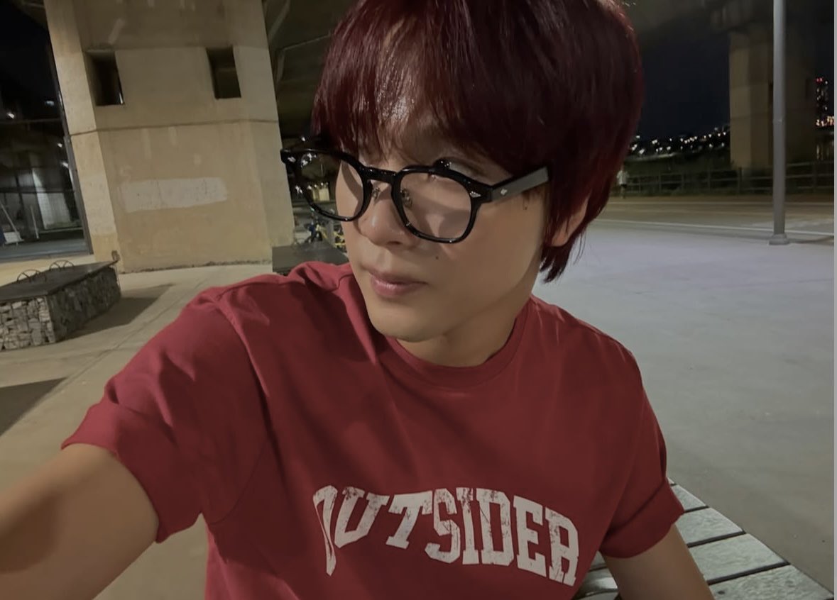 찬이 tweet media