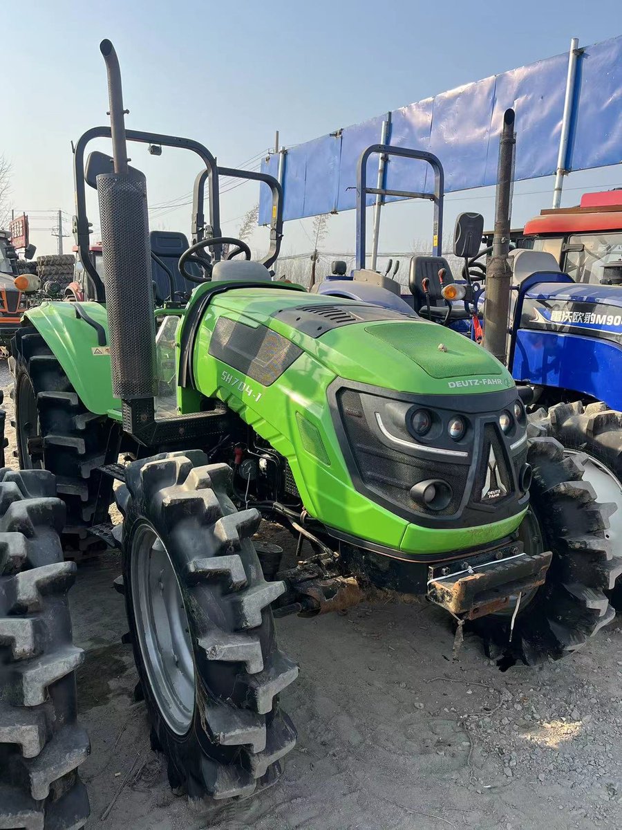 LuyuP79409's tweet image. Deutz 704 230306 🚜 Stable &amp;amp; reliable for field work 🌾
+86 19853901871 | yf-agri.com
#yfagri #tractors #farmmachinery #agriculture #deutz