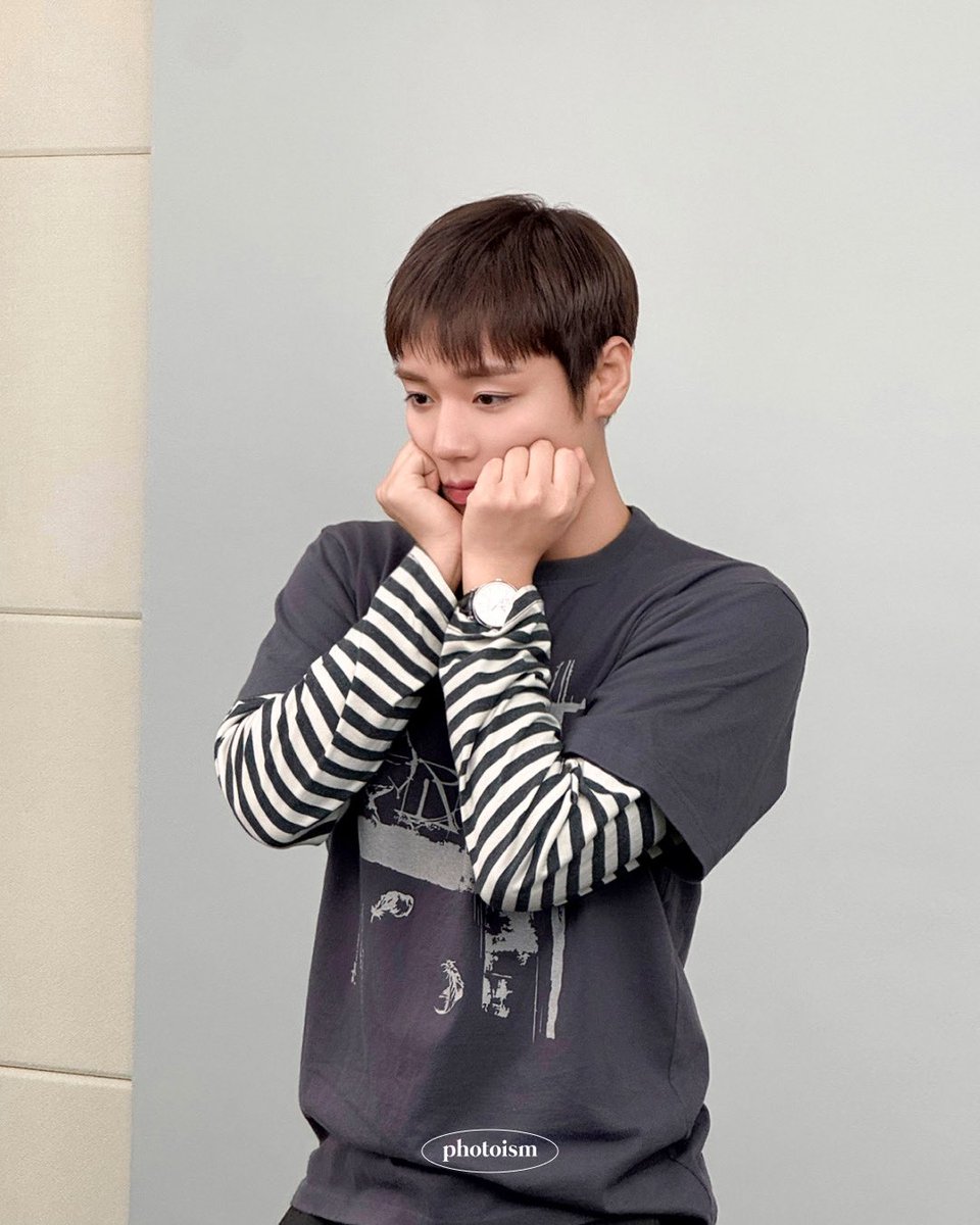 포토이즘 tweet media