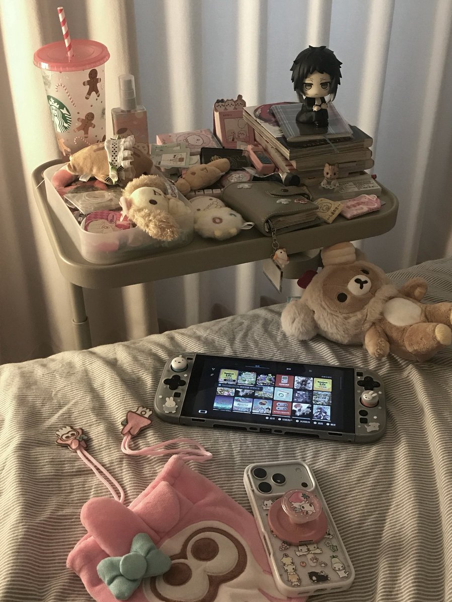 puppynao's tweet photo. 私の部屋
#日常垢 #日常垢さんと繋がりたい #일상계트친소 #部屋 #デスクトップ https://t.co/aIonPJRo0p
