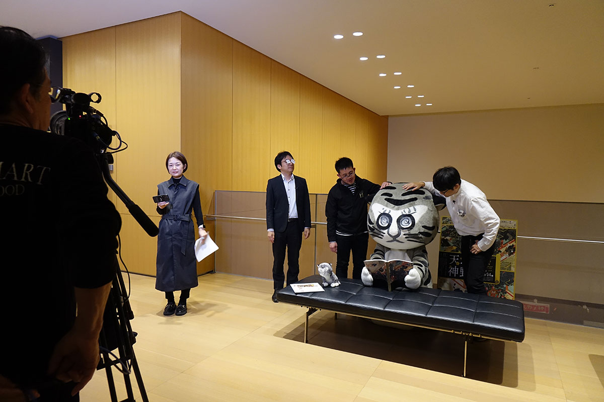KyotoNatMuseum's tweet photo. ／
📢#北野天神展 ニコ美　放送開始
　＼
特別展「北野天神」京都国立博物館を
橋本麻里さんと巡る
YouTube：https://t.co/lCha08CsPp https://t.co/BV1Mcn9WPt