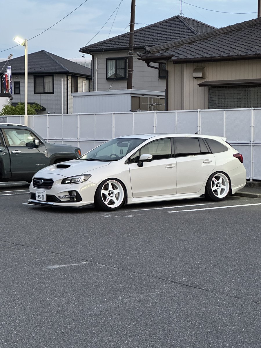 ともさん(本物) tweet media